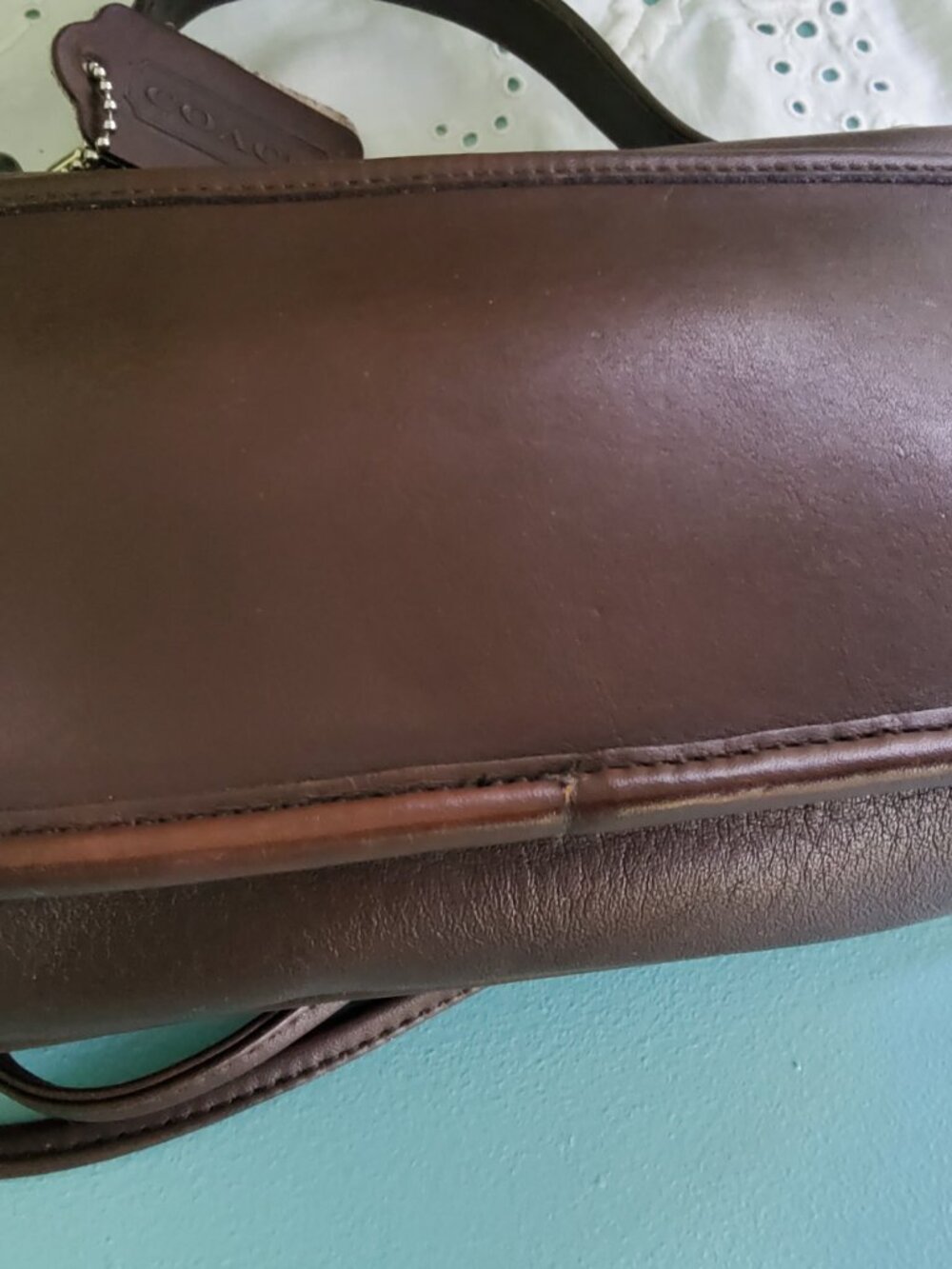 Vintage Coach Casino Crossbody in Mahogony with Nickel Hardware + Hangtag - Picture 4 of 11